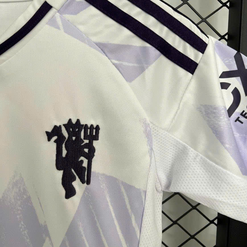 BỘ TE MU TRẮNG 2025