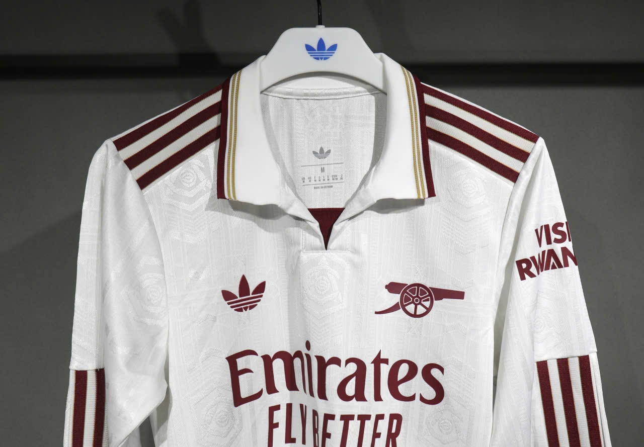 ÁO BODY ARSENAL TRẮNG DÀI TAY