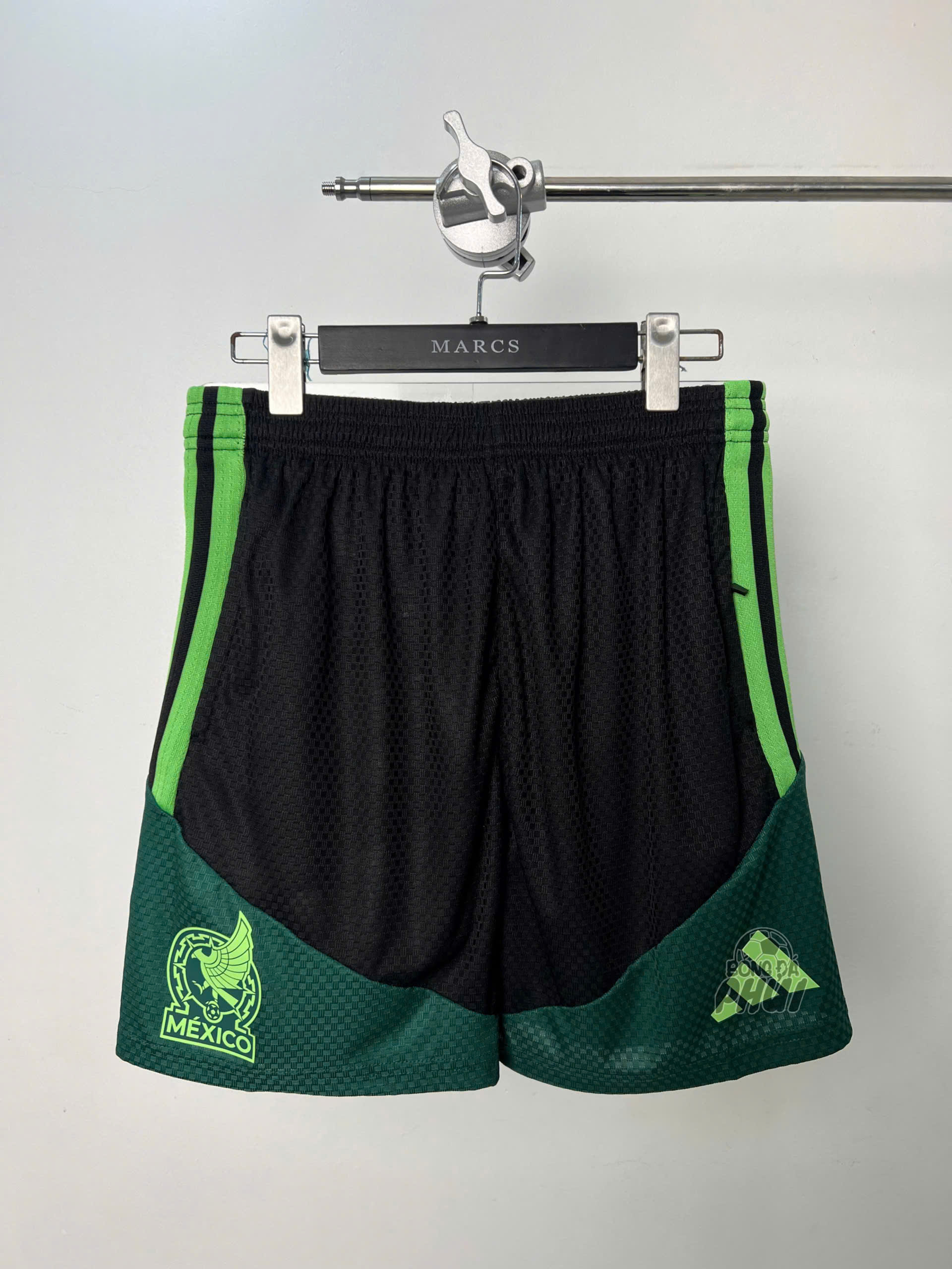 QUẦN TẬP MEXICO ĐEN 2026