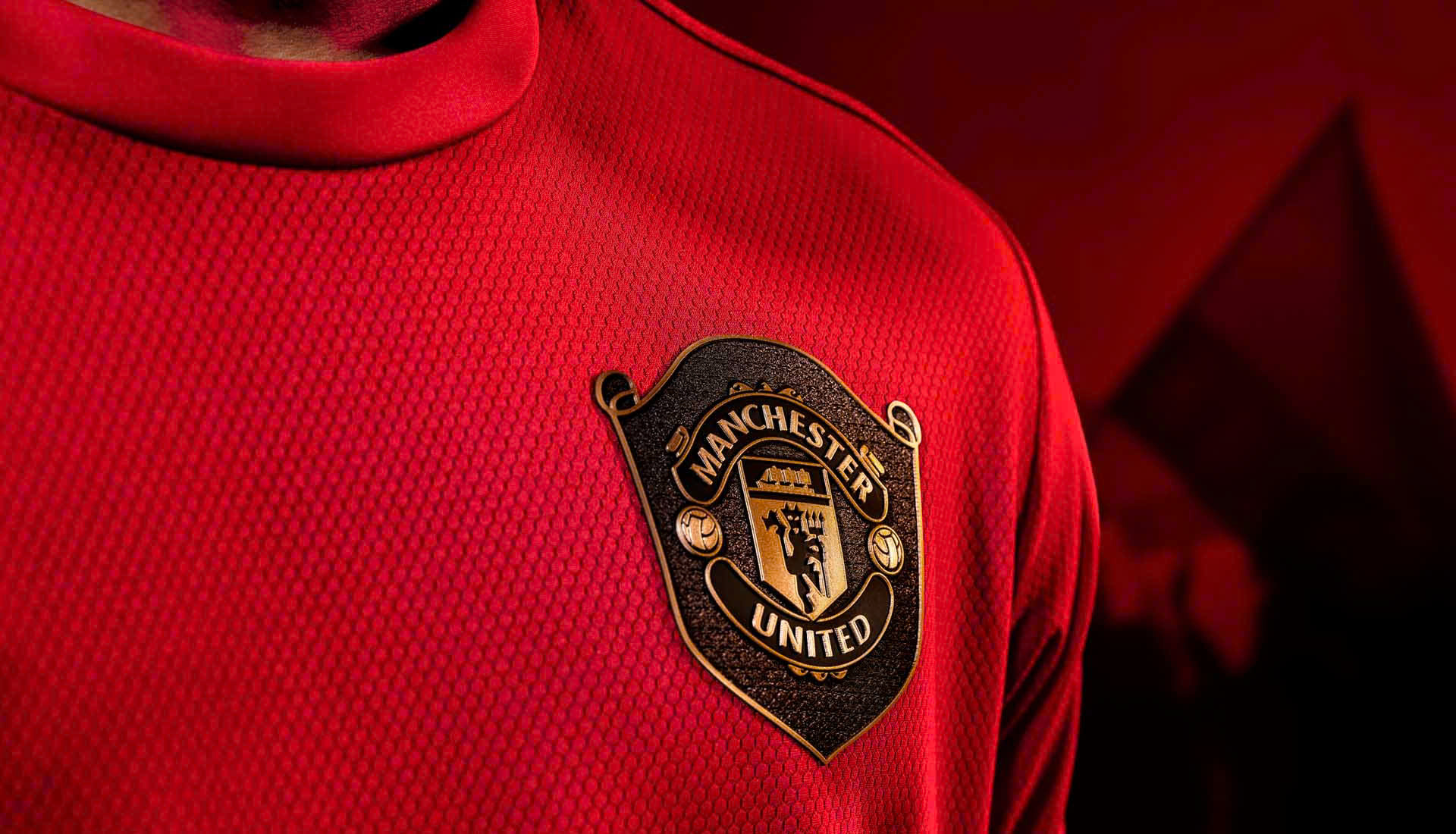 ÁO RETRO MU ĐỎ 2019