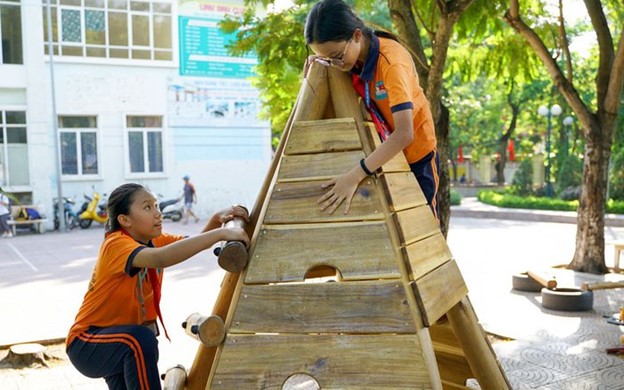 Nhân rộng sân chơi tái chế cho trẻ em: Sáng tạo và tâm huyết của Hội LHPN Hà Nội