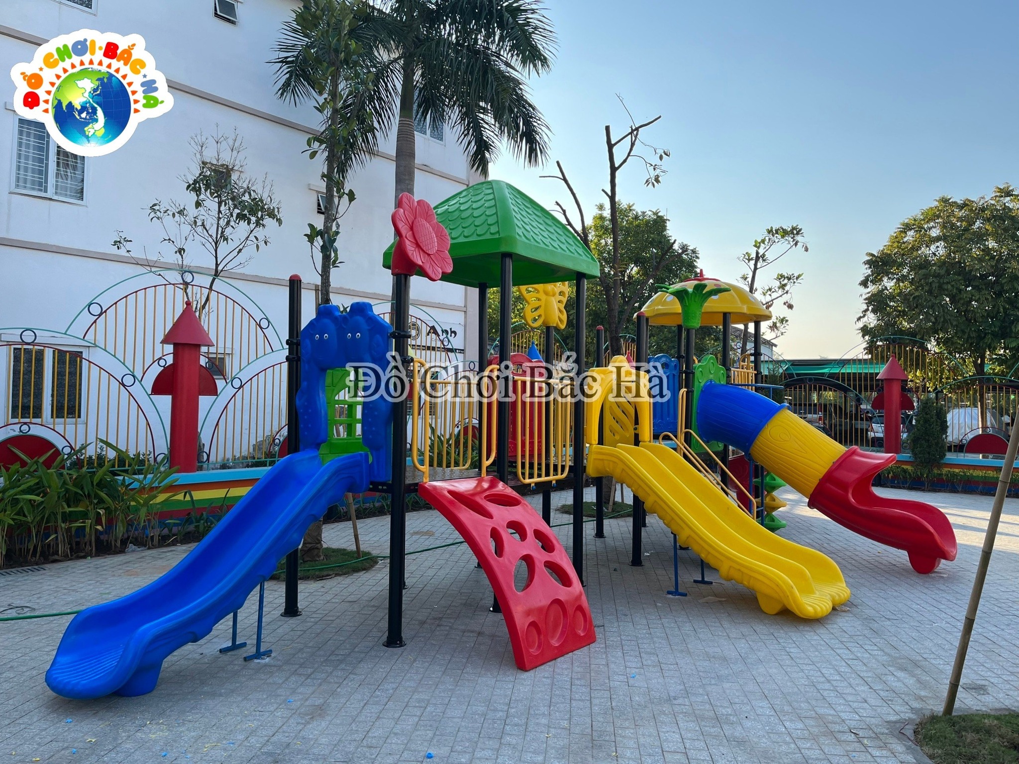 Cung cấp lắp đặt thiết bị đồ chơi ngoài trời tại mầm non sakura kids, hải phòng