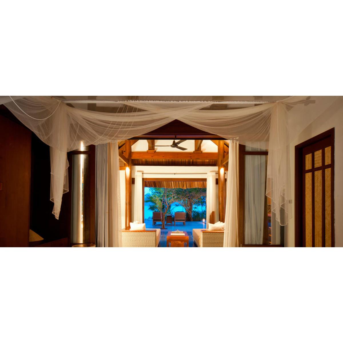 L'ALYANA NINH VAN BAY