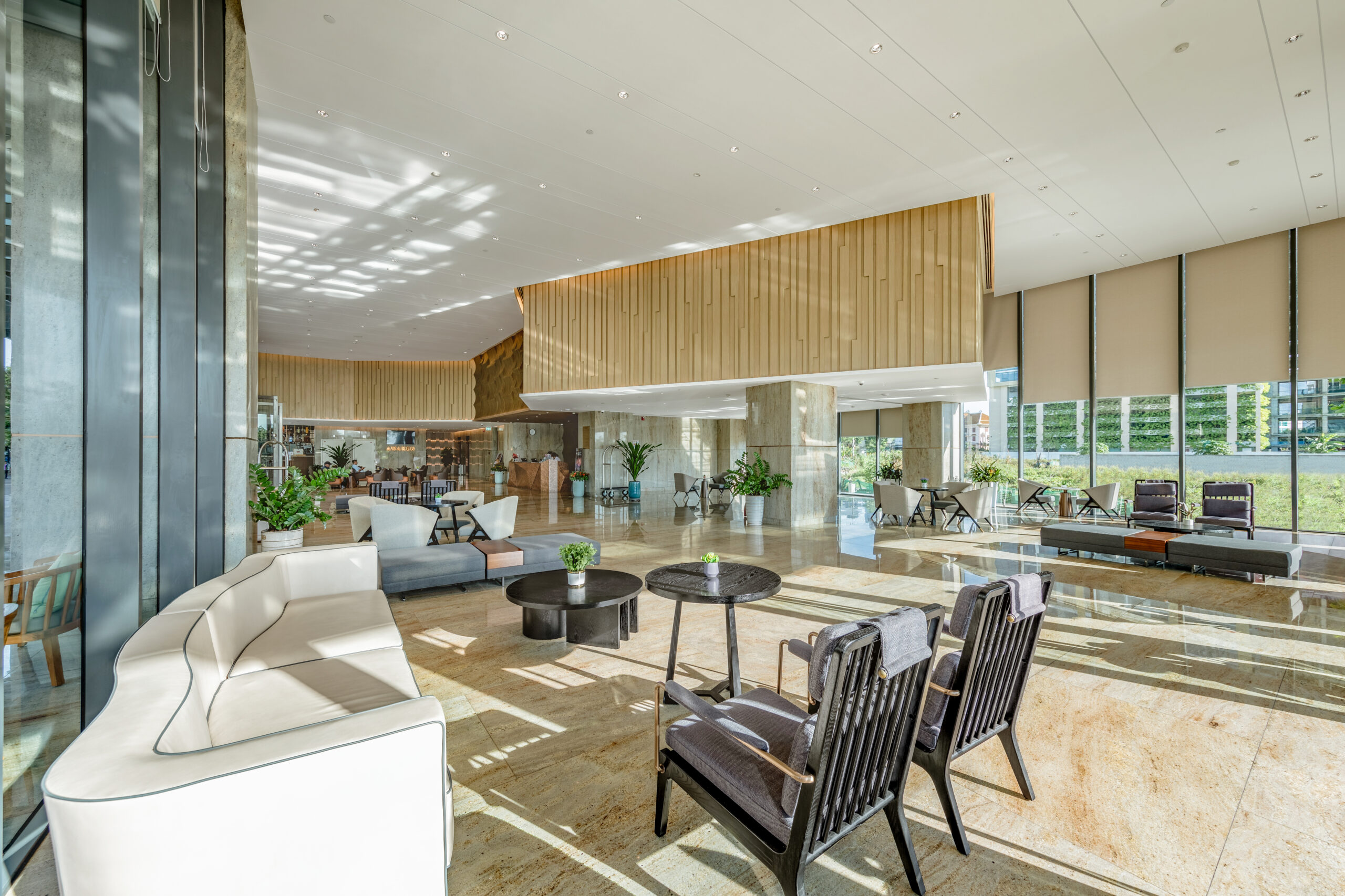 Awaken Hotel Danang