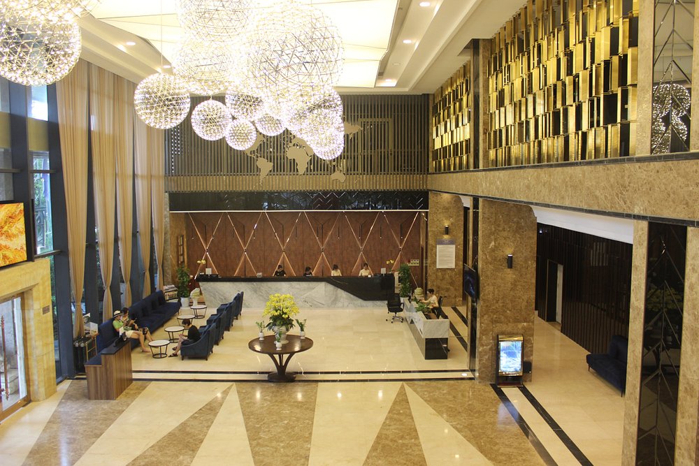 Khách sạn Mường Thanh Grand Đà Nẵng -  Một trong chuỗi khách sạn tư nhân lớn nhất Việt Nam