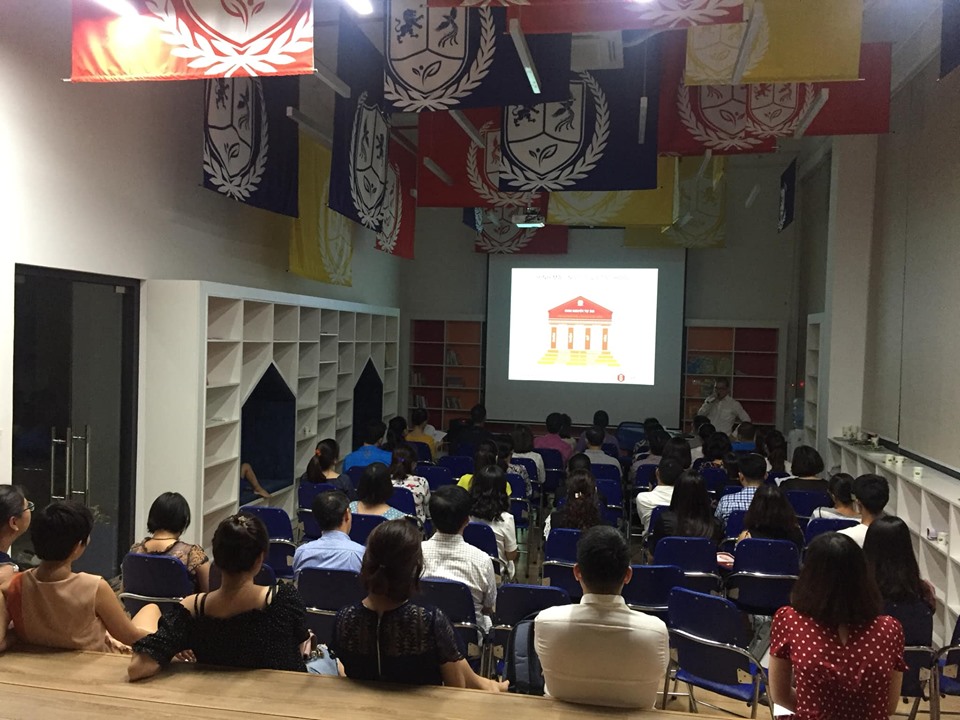 Cha mẹ khai sáng - GC403