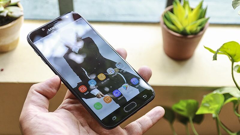Galaxy J7 (2018) lộ diện trên FCC với màn hình 5.6 inch