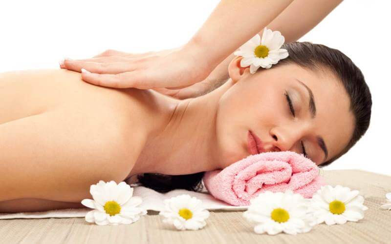 Công dụng của dầu oliu trong làm đẹp không phải ai cũng biết
