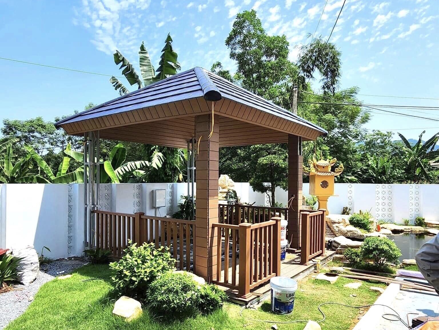 Thiết kế biệt thự sân vườn 1 tầng đẹp mái bằng, kết nối thiên nhiên | Phan  Kiến Phát Co.,Ltd