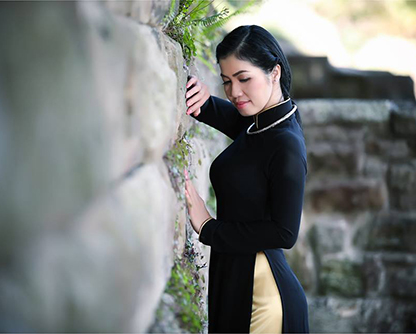 cho-thue-ao-dai-den-tai-ha-noi