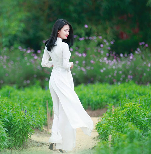 Cho thuê áo dài trắng đẹp ở quận Ba Đình, Hà Nội Áo dài Minh Nguyệt Cho Thuê Áo Dài Trắng Đẹp Ở Quận Ba Đình, Hà Nội Áo Dài Minh Nguyệt