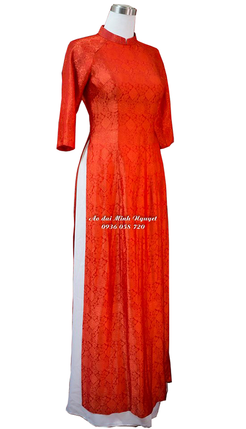ao-dai-lua-to-tam-mau-do-01