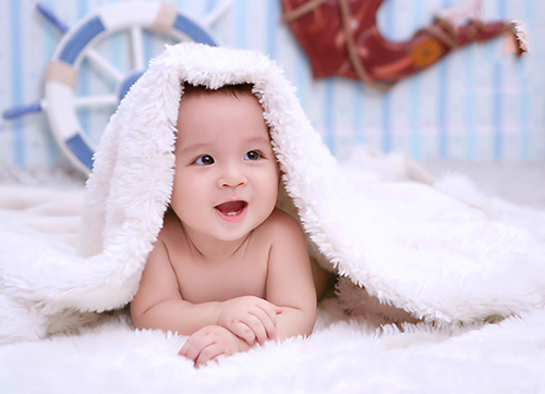 Lựa chọn sữa theo độ tuổi cho bé