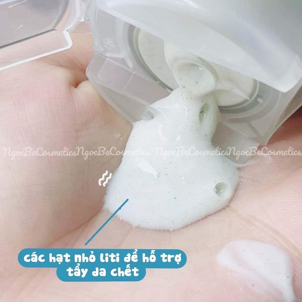 Sữa tắm ST Ives tẩy da chết tinh chất muối, tảo biển 473ml