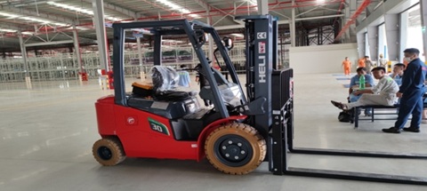 合力3吨叉车是越南市场最受欢迎的型号