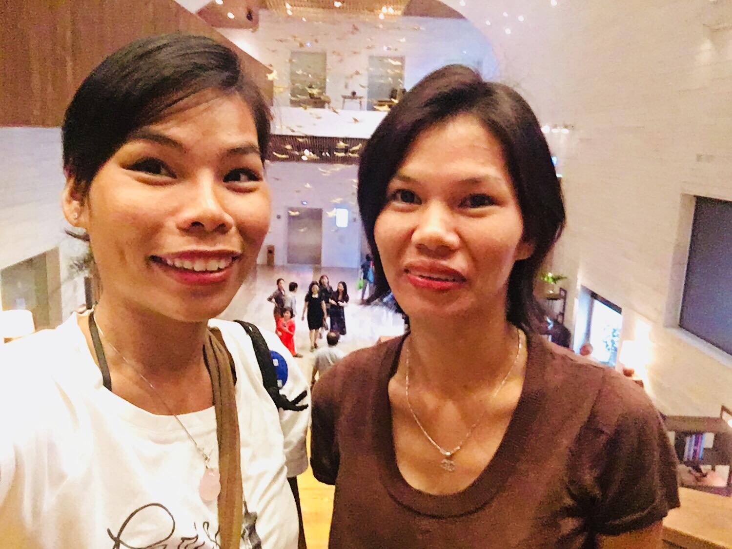 cau-chuyen-ve-co-gai-den-tu-nha-trang