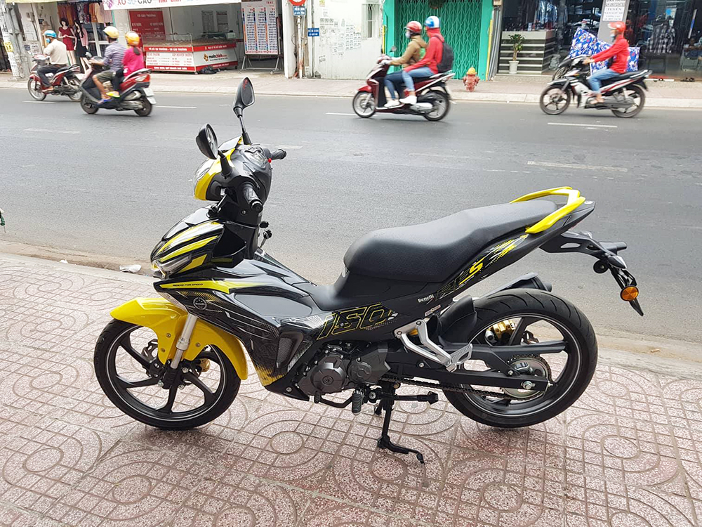 Benelli RFS giá 40 triệu, tham vọng đấu Exciter tại Việt Nam