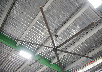 quat-tran-cong-nghiep-sai-canh-lon-hvls-system-fan