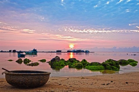 Biển trời hùng vĩ ở Phú Quý