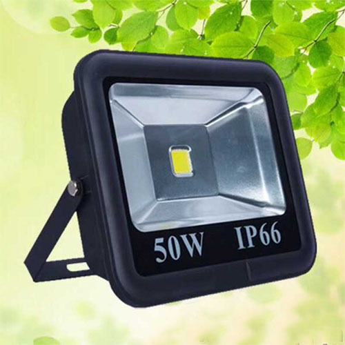 ĐÈN PHA LED NGOÀI TRỜI 50W TRÒN CHÓA RỘNG