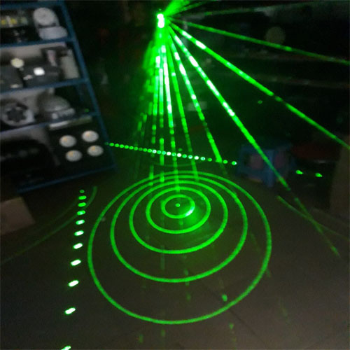 Đèn laser 3 mắt LCC01