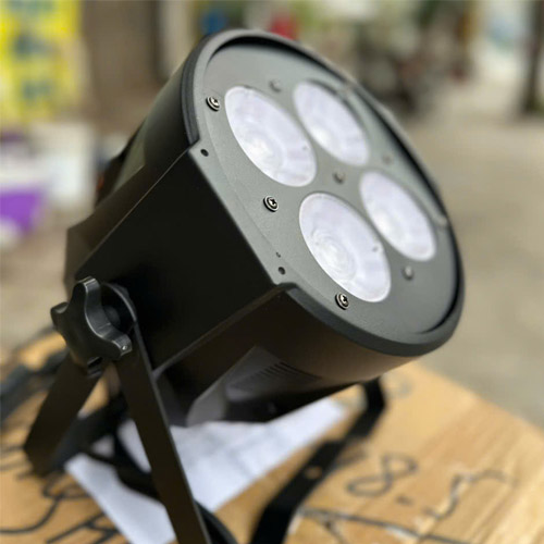 Đèn bề mặt COB bốn mắt LED 4x50w đủ công xuất hàng cho dự án toàn bộ bằng nhôm LCC-COD450