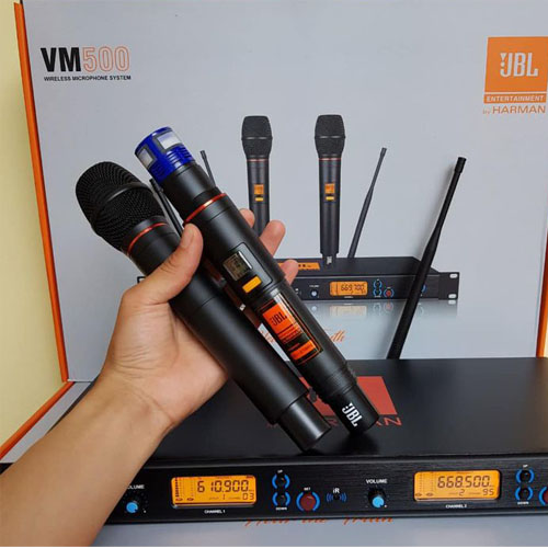 Micro không dây JBL VM500