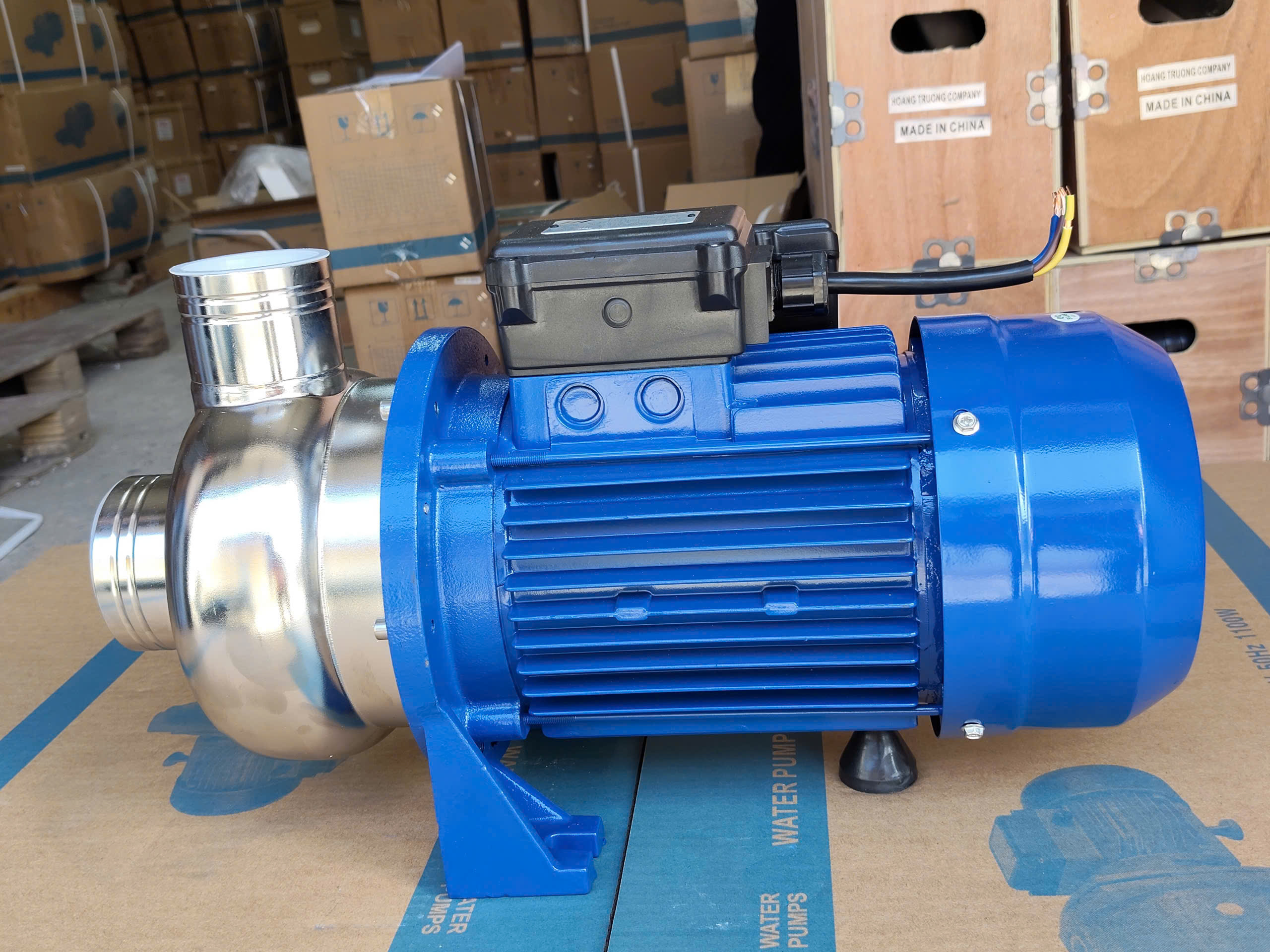 Máy bơm đầu Inox HT - DWO300M