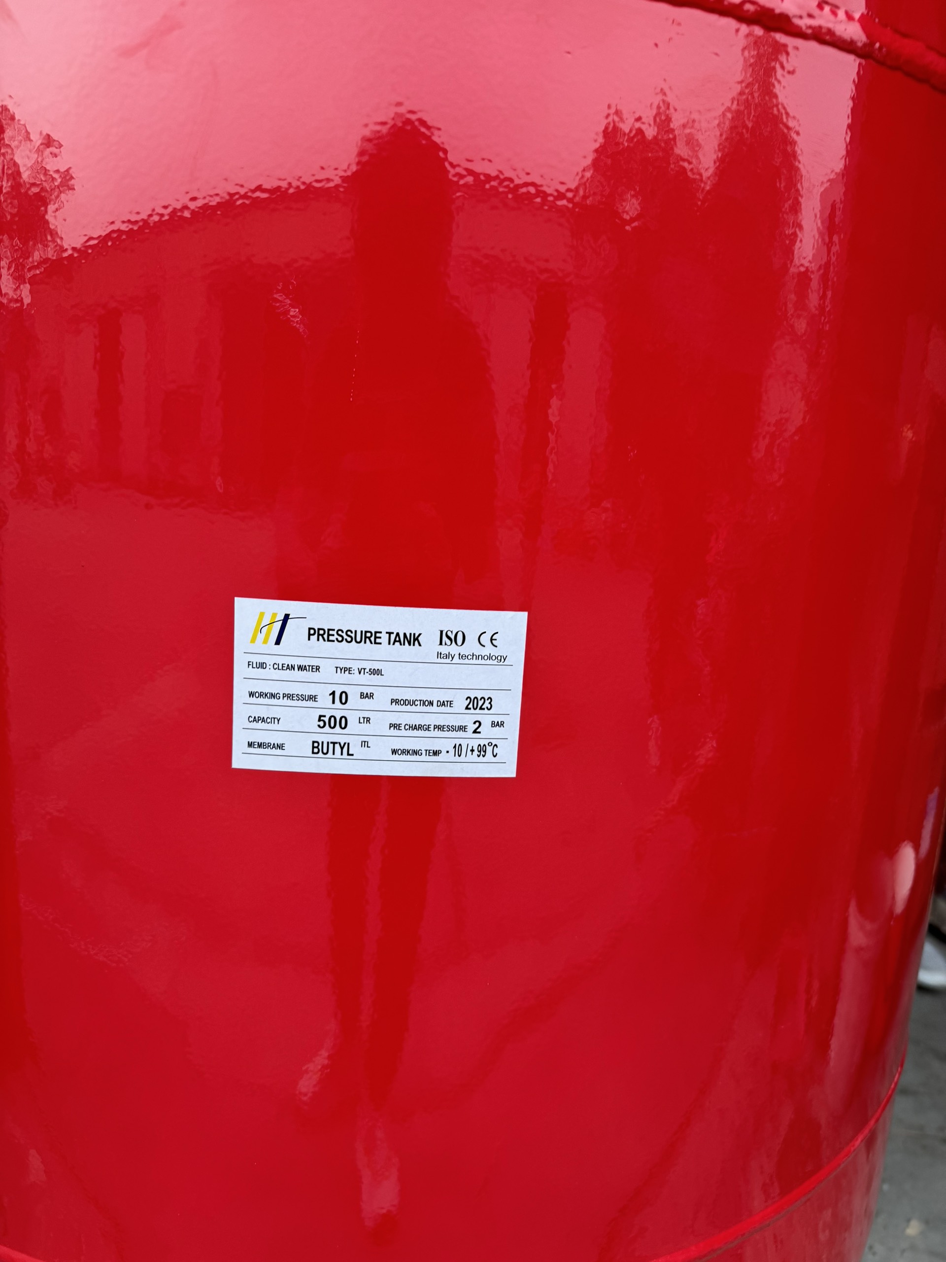 Bình tích áp hiệu HT VT-500L/10bar