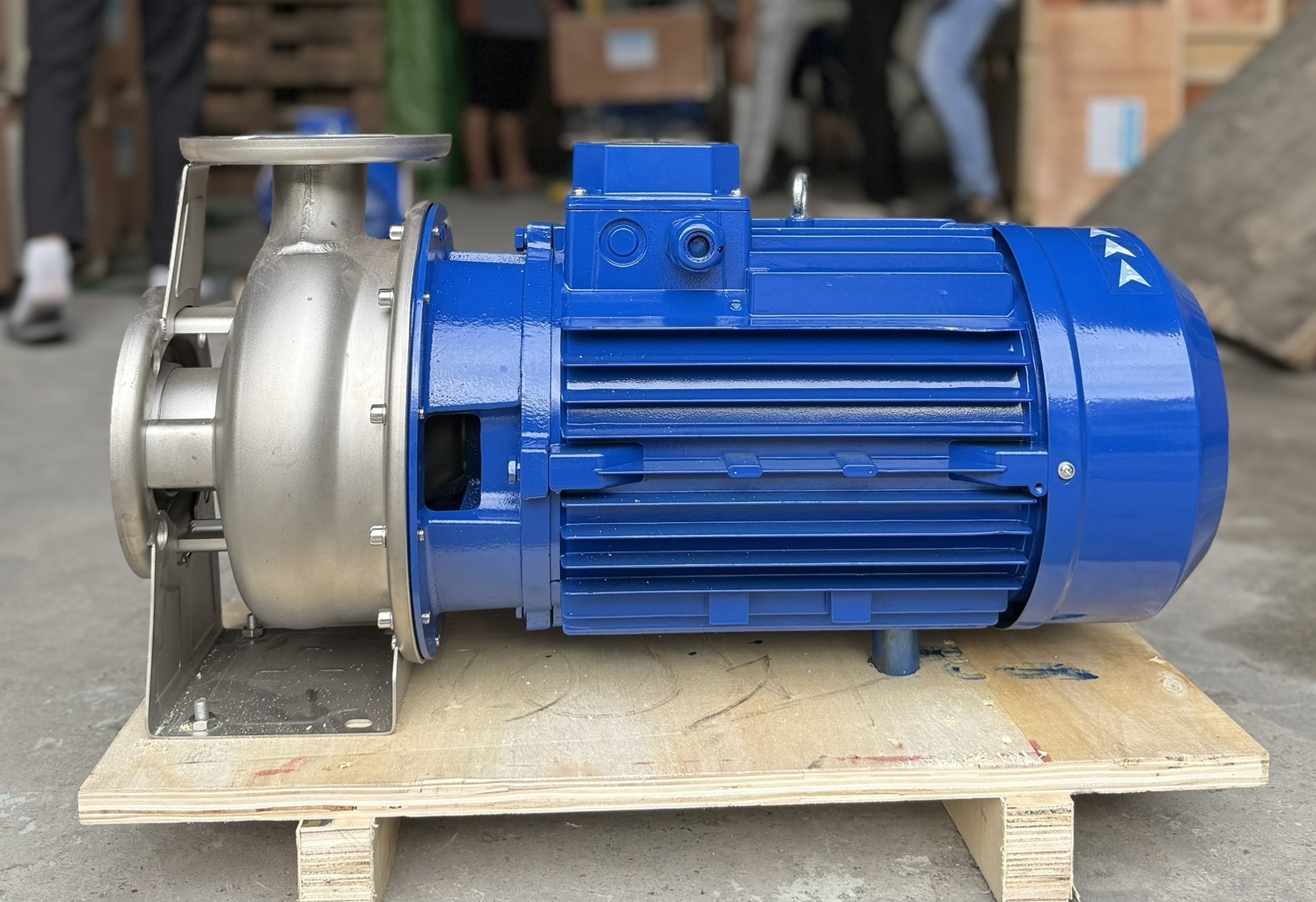 Máy bơm đầu Inox Hiệu HT 3M50-200/110