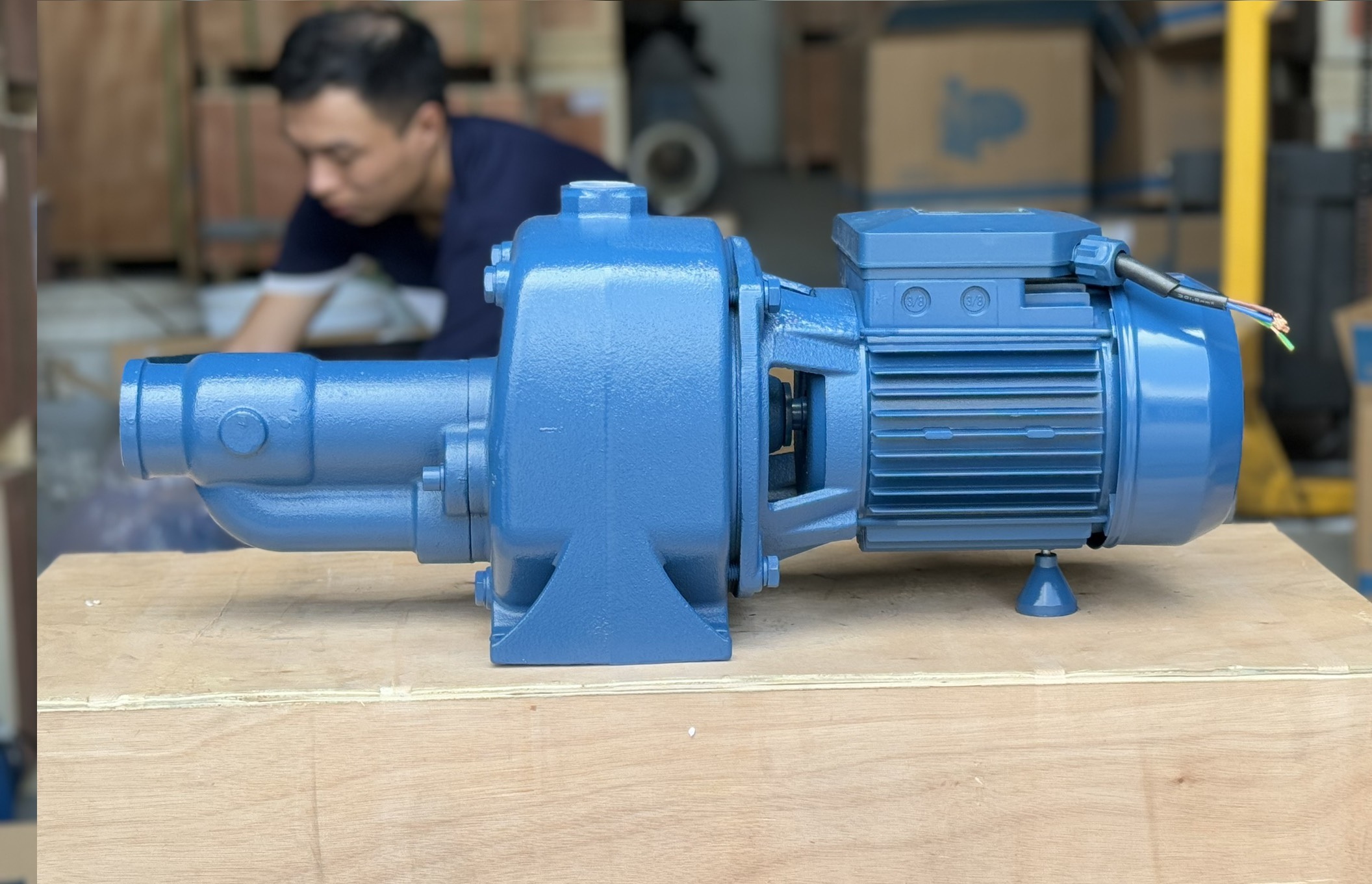 Máy bơm nước Firmly - CAB200
