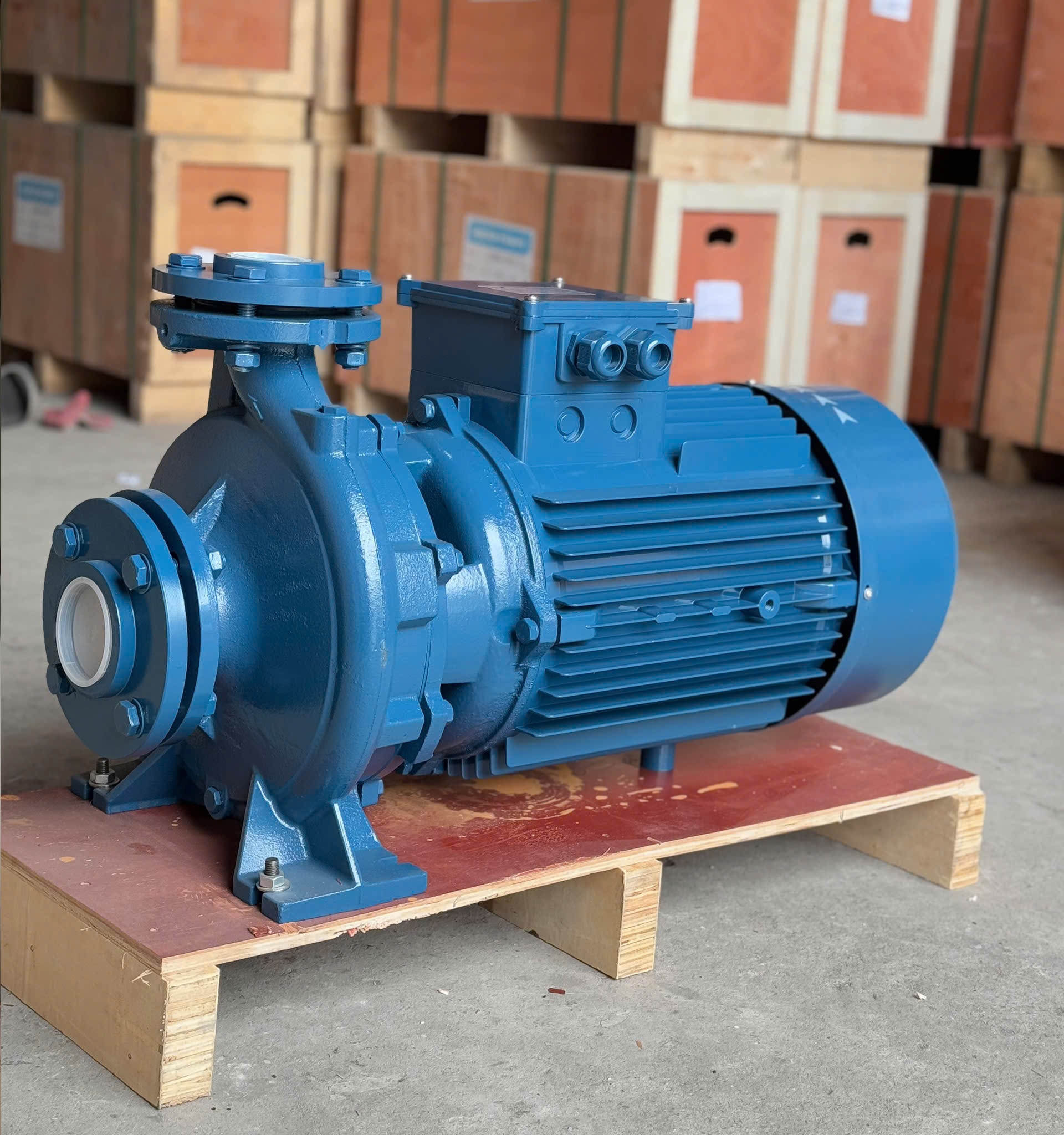Máy bơm trục ngang HT CM50-250C