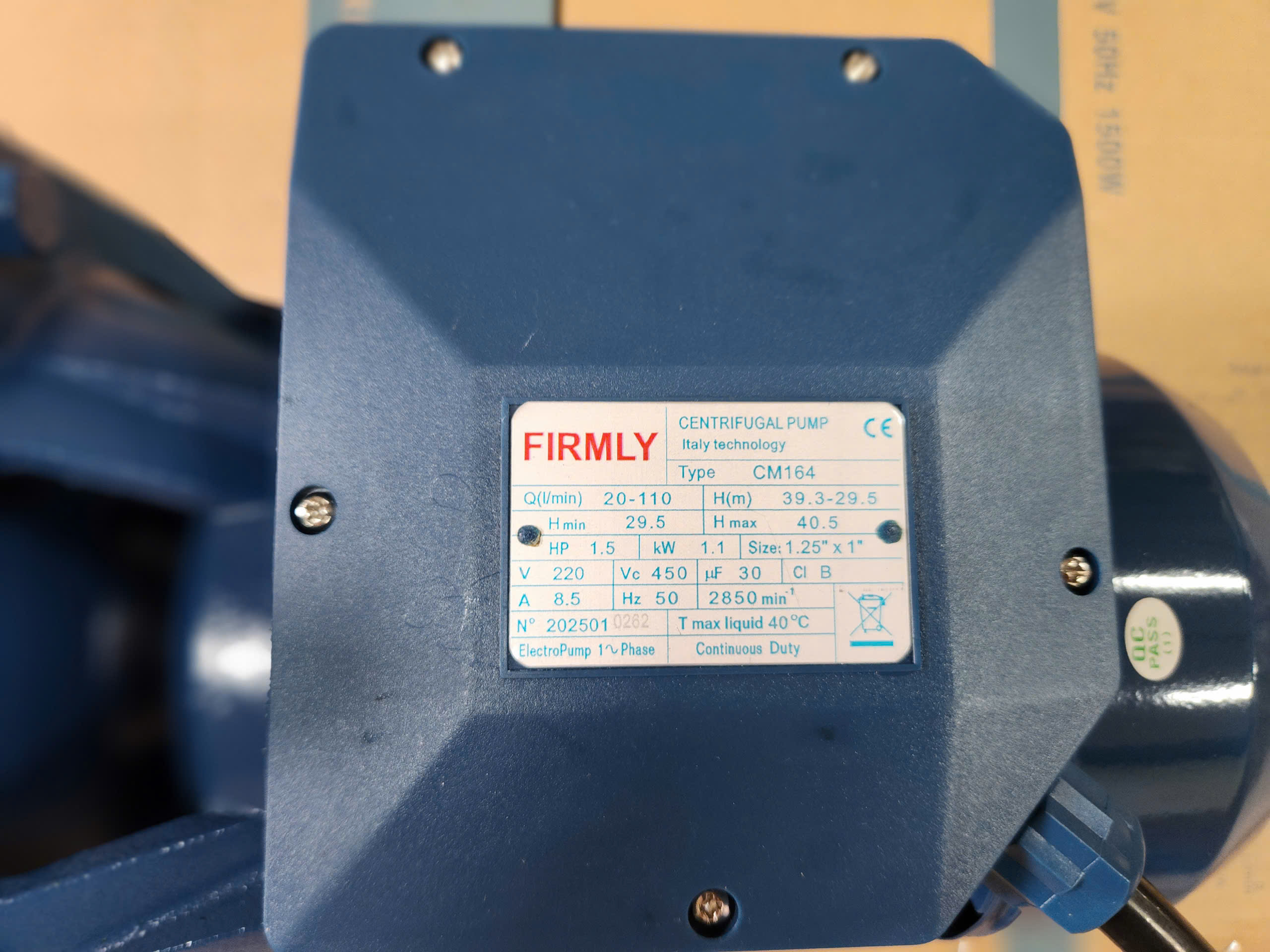 Máy bơm nước Firmly - CM164