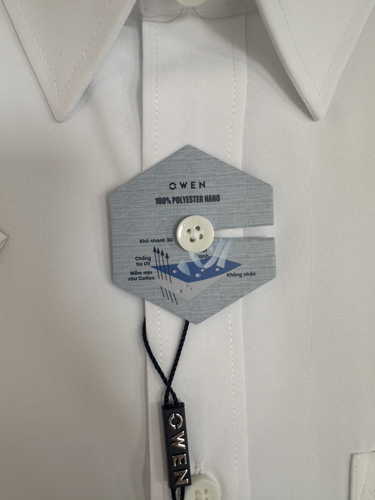 ÁO SƠ MI TRẮNG DÀI TAY NANO CÓ TÚI AR250300DT