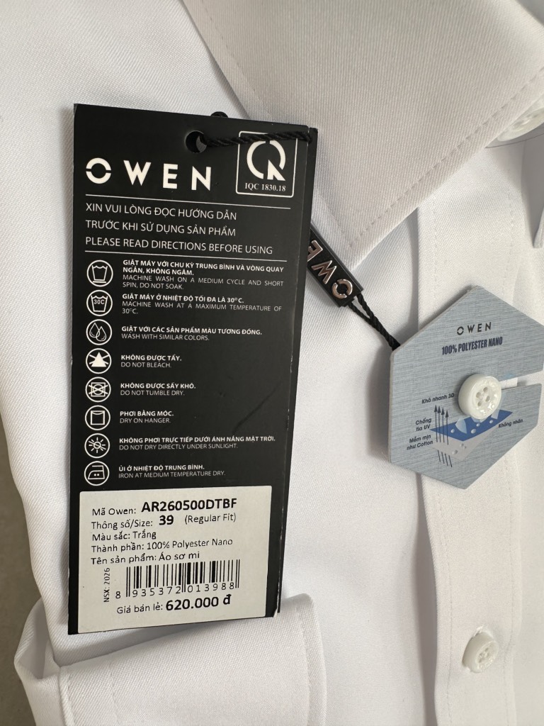 ÁO SƠ MI TRẮNG DÀI TAY NANO CÓ TÚI AR260500DTBF