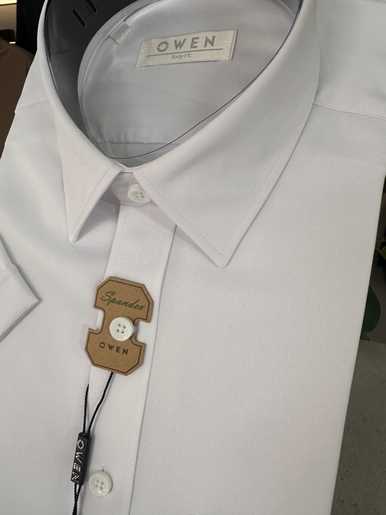 ÁO SƠ MI TRẮNG NGẮN TAY POLYESTER CÓ TÚI AB240319NT