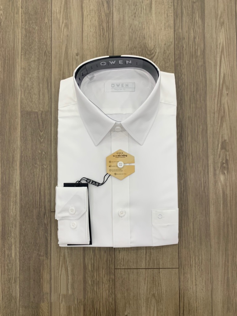 ÁO SƠ MI TRẮNG DÀI TAY MODAL CÓ TÚI AR250500DT
