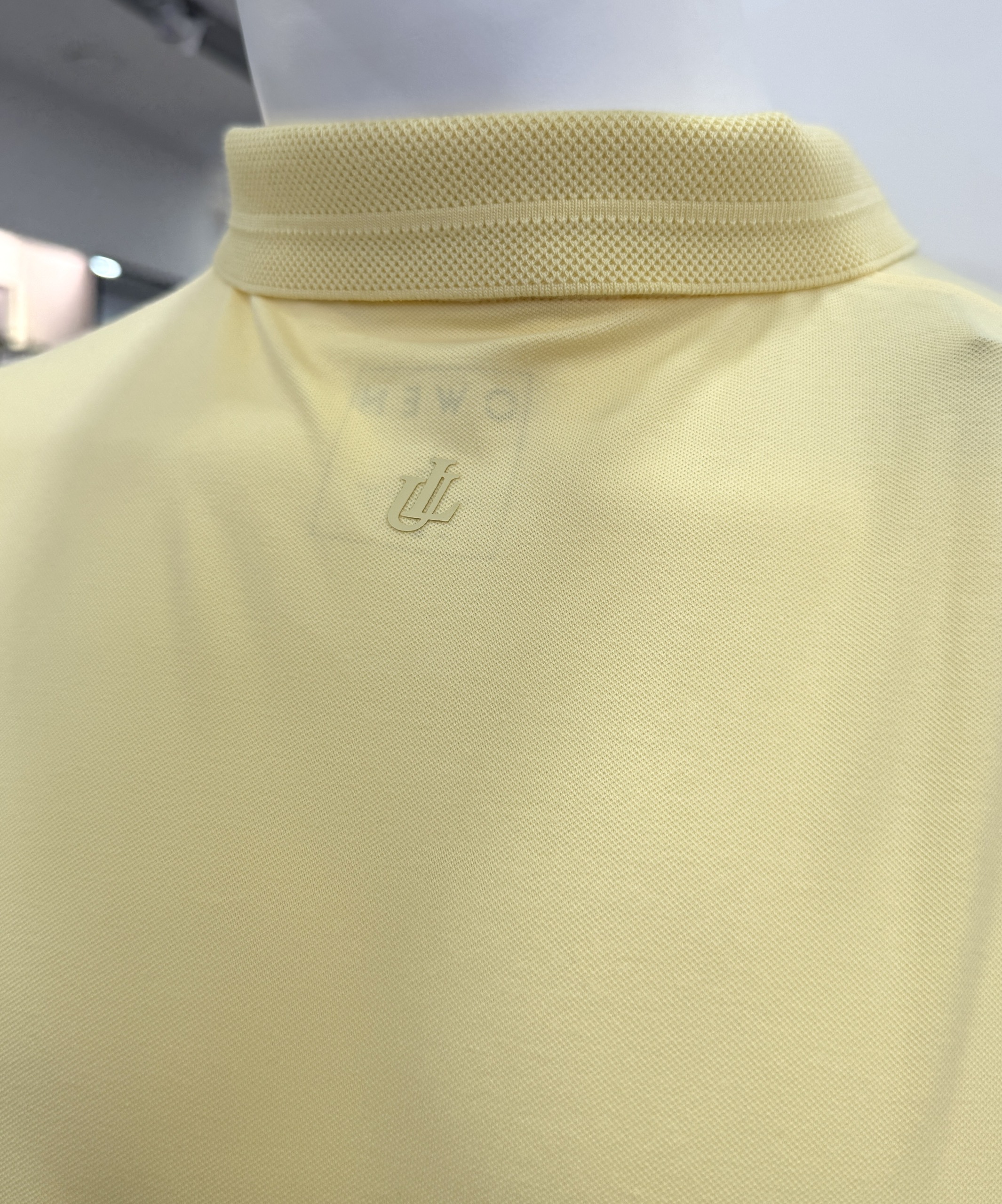 ÁO THUN POLO APV257142