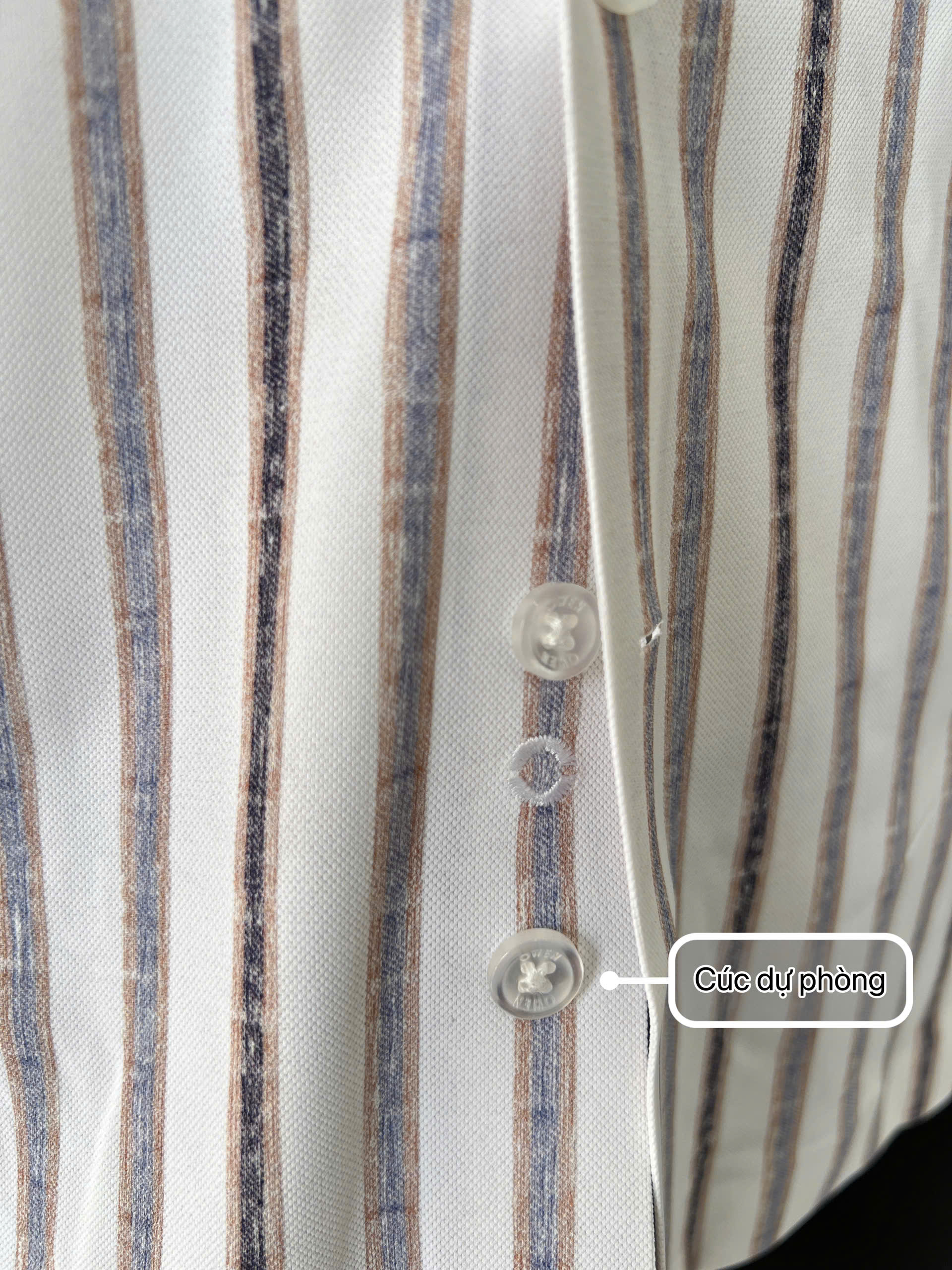 ÁO SƠ MI NGẮN TAY AB256042N