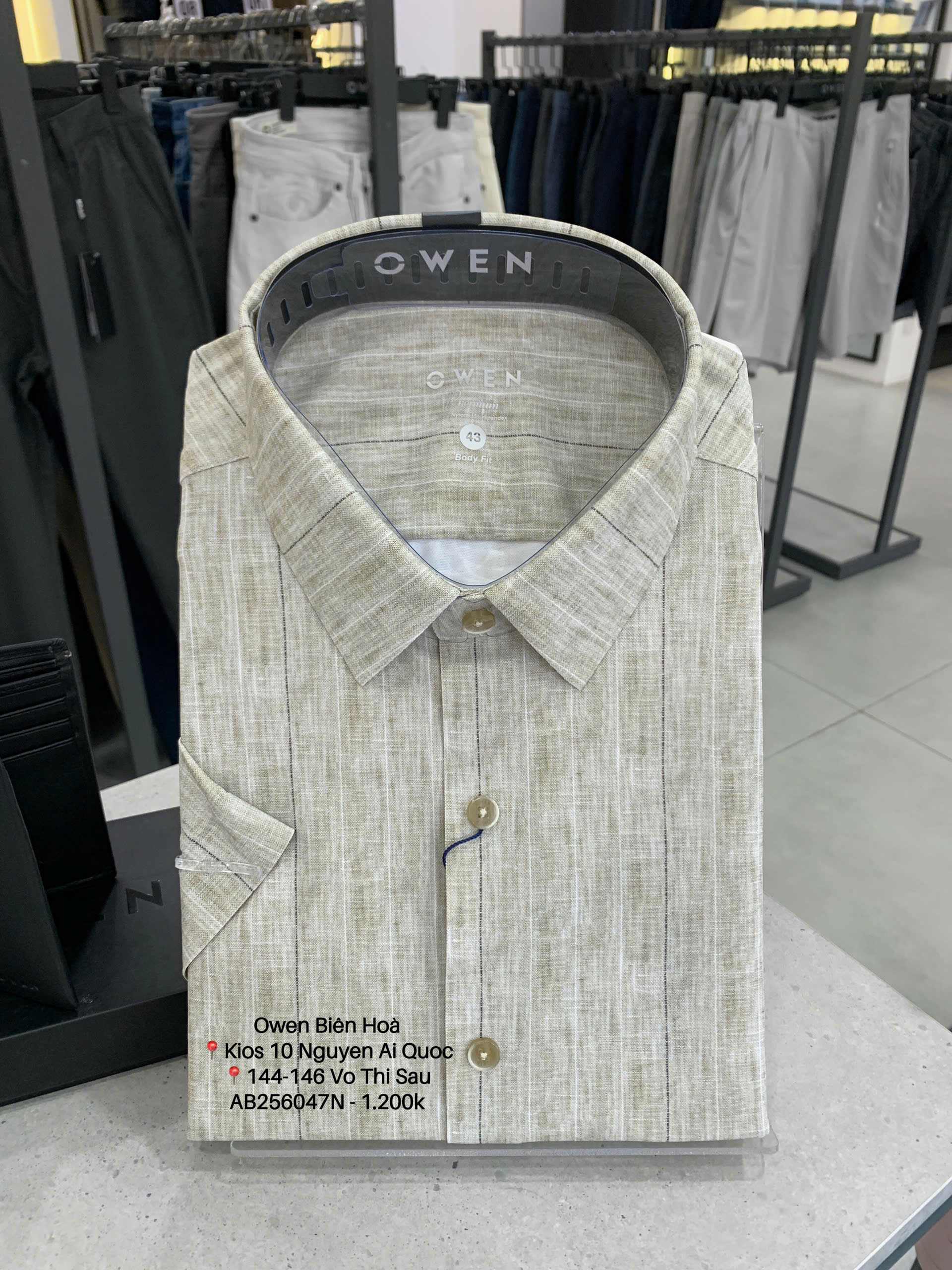 ÁO SƠ MI NGẮN TAY AB256047N