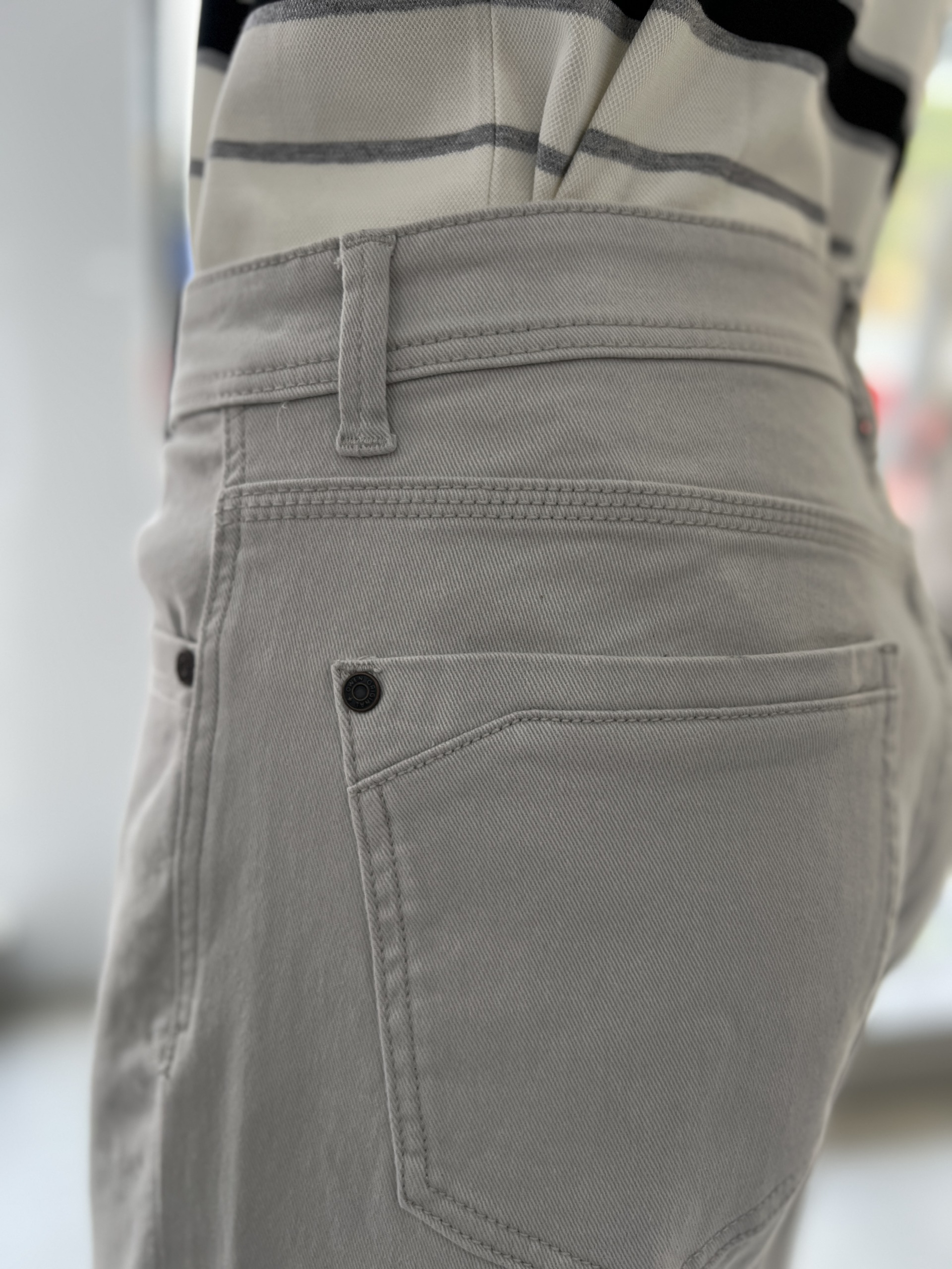 QUẦN JEANS QJT258001