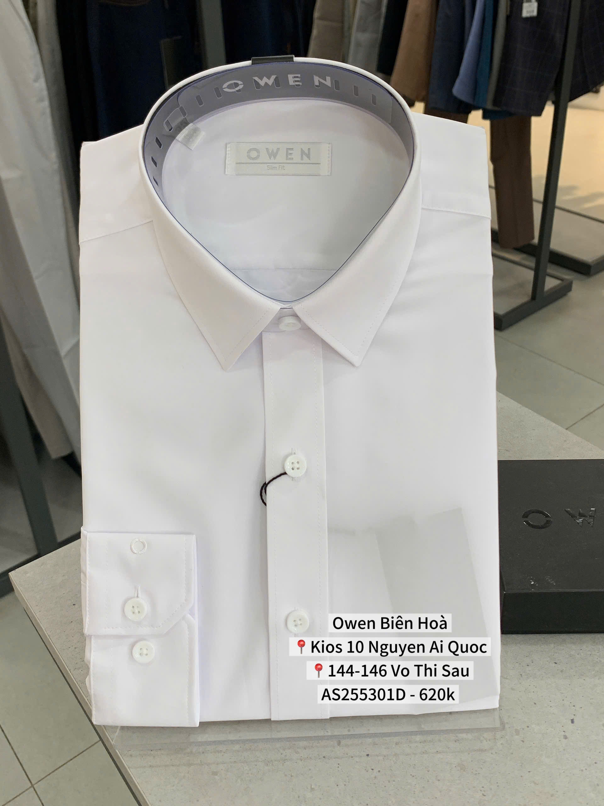 ÁO SƠ MI TRẮNG DÀI TAY NANO KHÔNG TÚI AS255301D