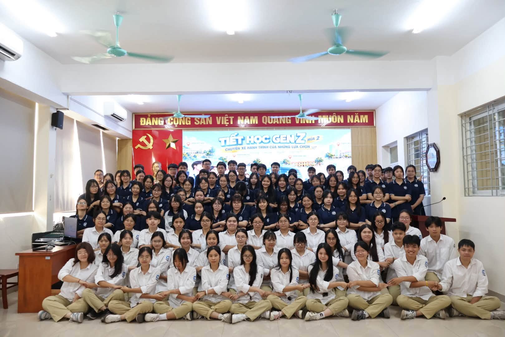 TRƯỜNG THPT CAO BÁ QUÁT – GIA LÂM THAM GIA CHƯƠNG TRÌNH “TIẾT HỌC GEN Z” MÙA 2 NĂM 2026