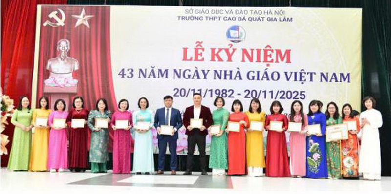 Rộn ràng không khí thi đua chào mừng ngày Nhà giáo Việt Nam 20/11/2025 (Thầy và trò Trường THPT Cao Bá Quát – Gia Lâm, Hà Nội)