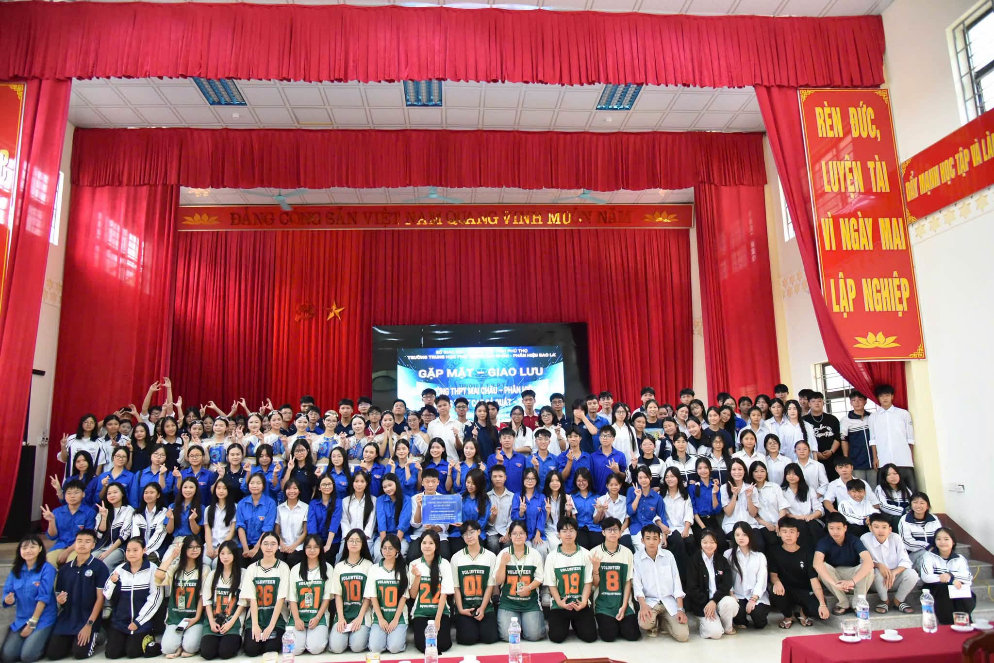 MAI CHÂU – HÀNH TRÌNH TRẢI NGHIỆM, KẾT NỐI VÀ LAN TỎA YÊU THƯƠNG