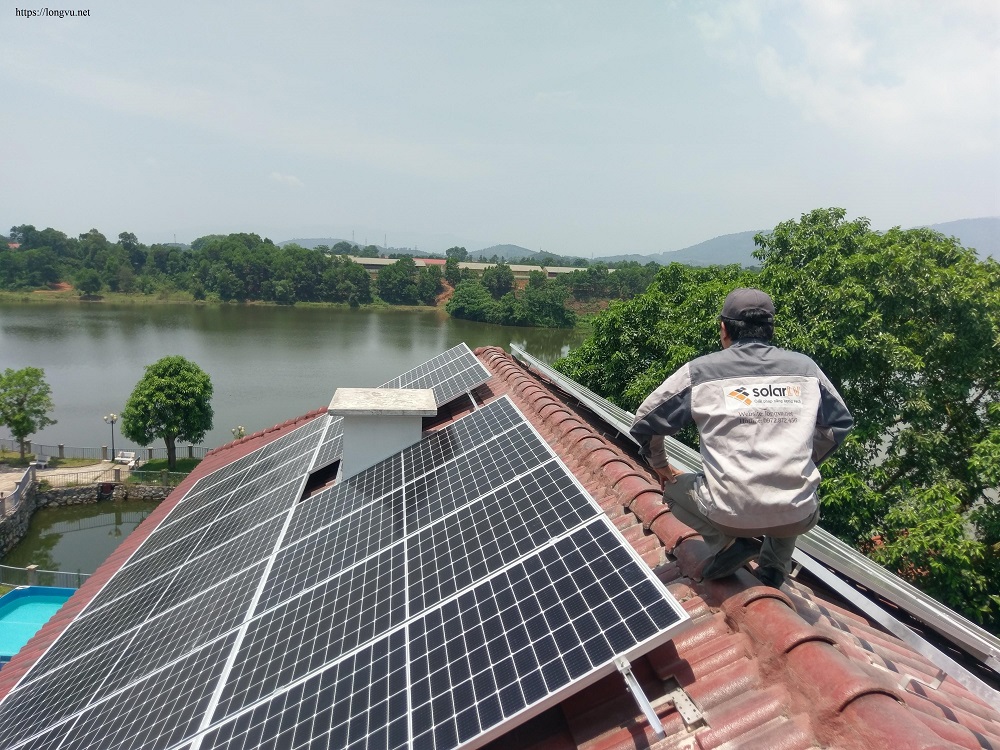 Lắp Đặt Điện Mặt Trời Hòa Lưới 12 KW - 3pha  Tại  Quốc Oai - Hà Nội.