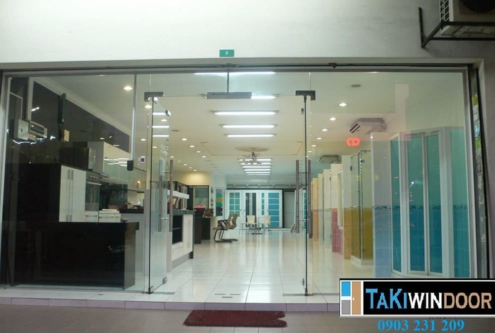 Thi công cửa kính cường lực, cửa thủy lực giá rẻ tại Hà Nội