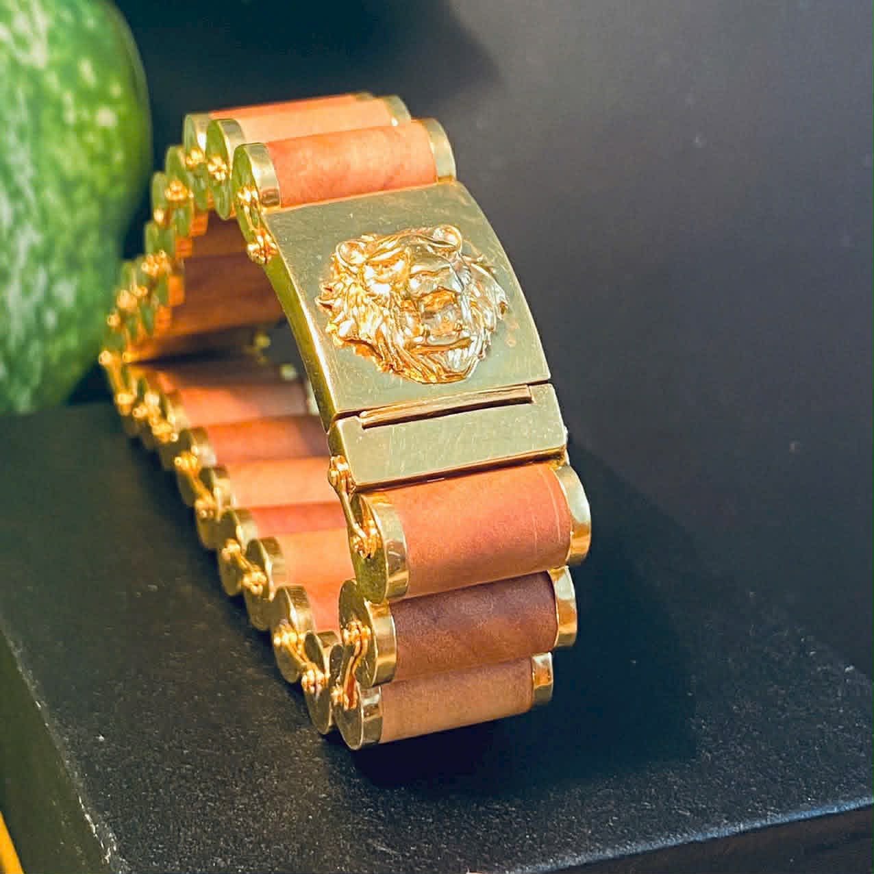 Vòng Gỗ Đàn Hương Ấn Độ Bọc Vàng 18K Mặt Rồng Hổ Vip