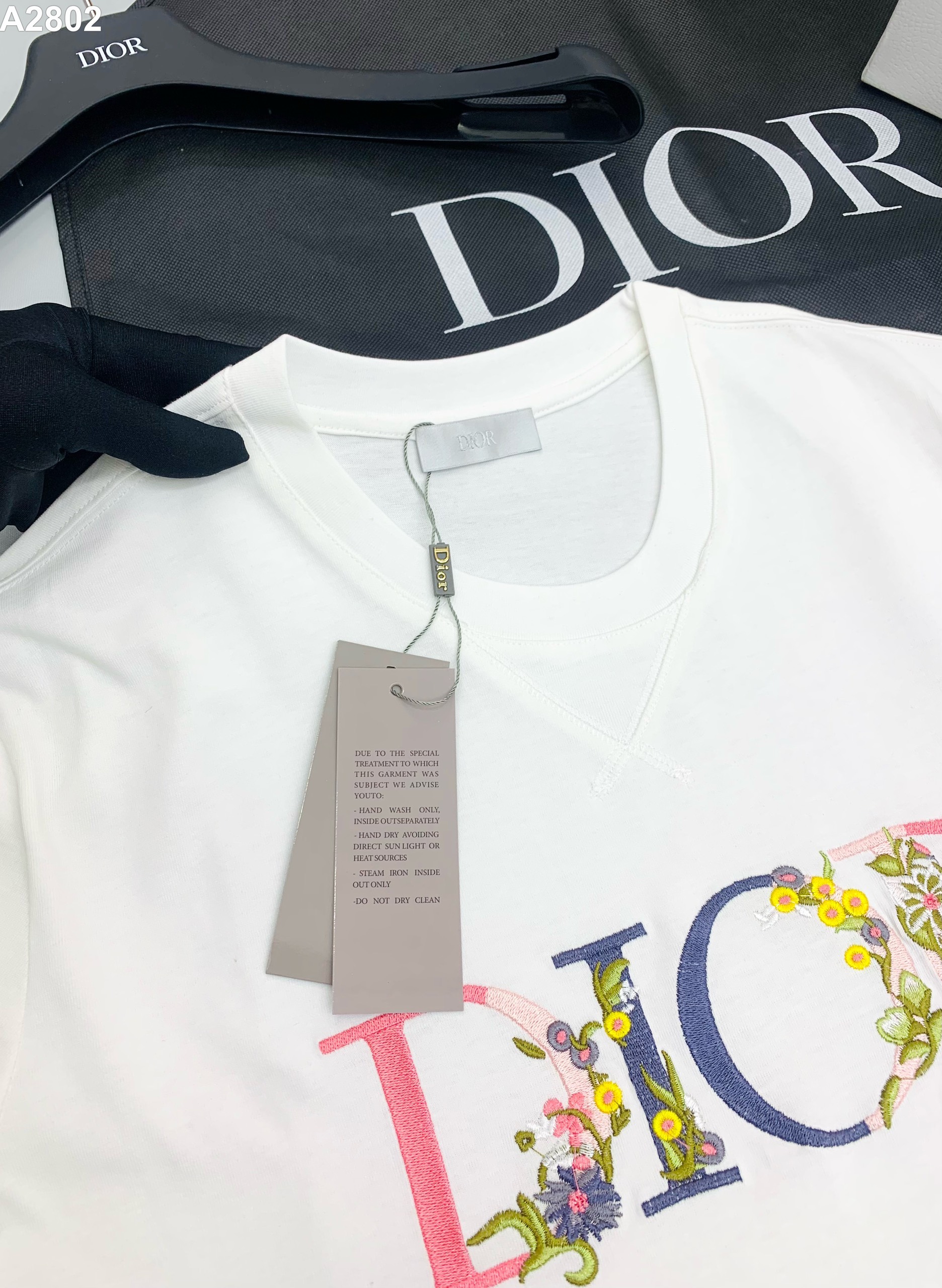 Dior OVERSIZED DIOR FLOWERS TSHIRT  White Cotton Jersey  Grailed