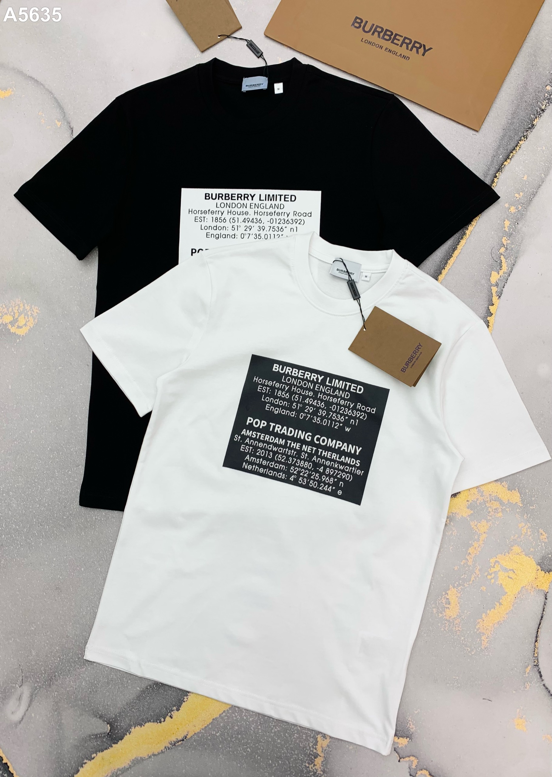 Áo T-shirt Burberry họa tiết chữ ngực Like Auth 1-1 on web | TANYA